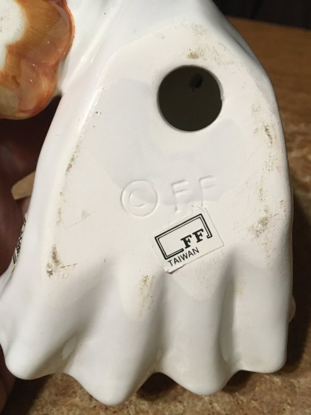 FITZ AND FLOYD HALLOWEEN GHOST HOLDING PUMPKINS CANDLEHOLDER - Picture 12 of 16